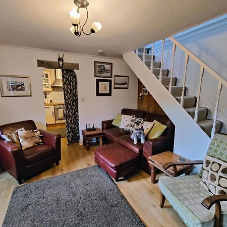 Pitcaithly Cottage Abernethy ภายนอก รูปภาพ