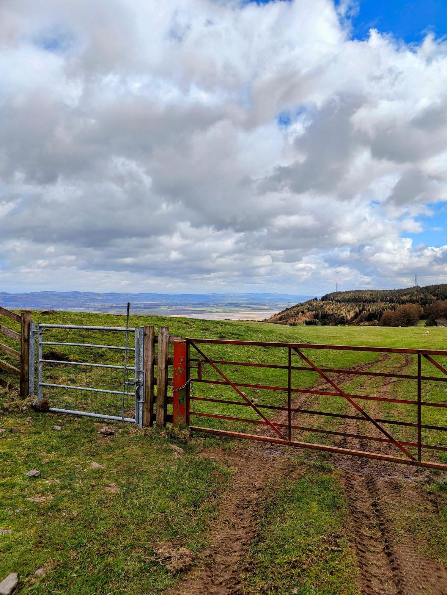 Pitcaithly Cottage Abernethy ภายนอก รูปภาพ