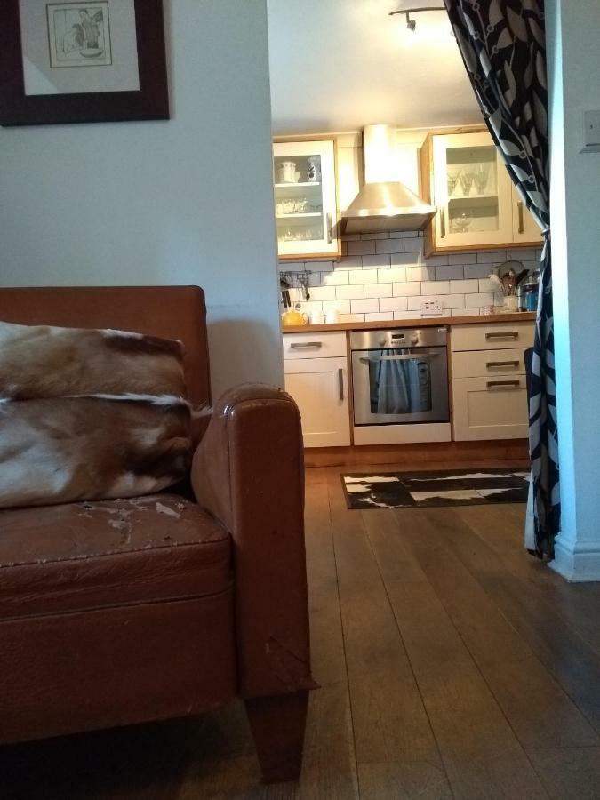 Pitcaithly Cottage Abernethy ภายนอก รูปภาพ